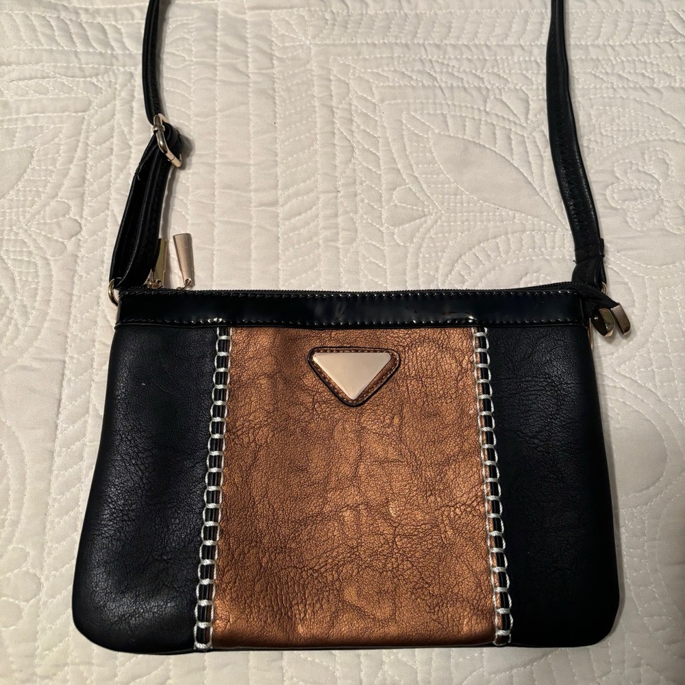 Crossbody purse